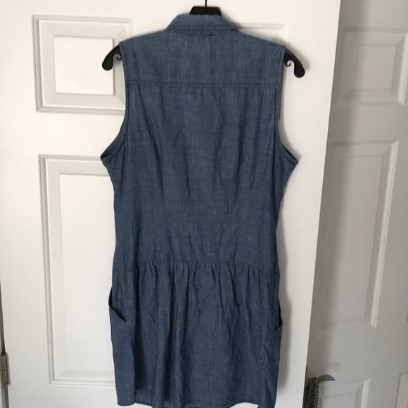 Perfect little dress! 100% cotton with pockets! - Picture 3 of 4